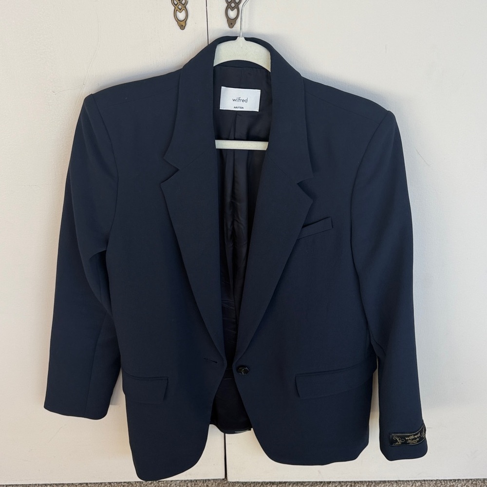 NEW Wilfred Midnight Blue Blazer Size 6 (Aritzia)